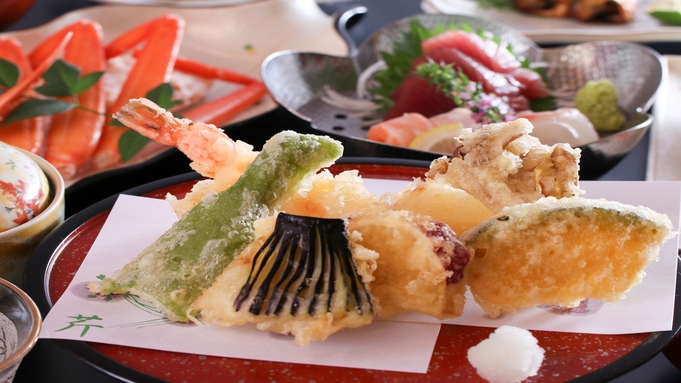 【１泊夕食付】＜熱々サクサク天ぷら会席＞もっと食べたい！の声にお応えした季節野菜と旬魚の天ぷら会席
